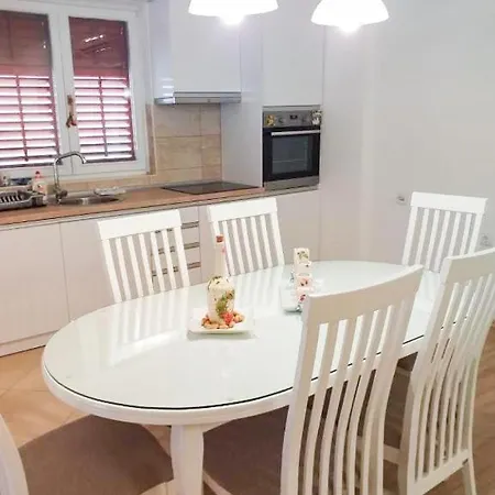 Apartman Jelena Apartment